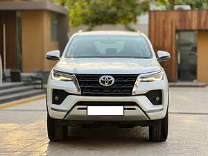 Second Hand Toyota Fortuner 4X4 AT 2.8 Diesel in Delhi