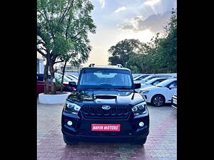 Second Hand Mahindra Scorpio S5 2WD 7 STR in Ahmedabad