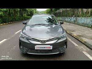 Second Hand Toyota Corolla Altis G Petrol in Mumbai