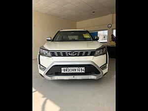 Second Hand మహీంద్రా XUV300	 w6 1.5 డీజిల్ in ముజఫర్ పూర్ 