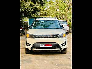 Second Hand महिंद्रा xuv300 1.5 w8 (o) [2019-2020] in लखनऊ