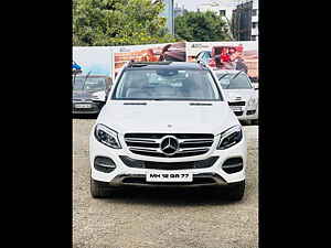 Second Hand मर्सिडीज़ बेंज़ GLE 250  डी in पुणे