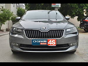 Second Hand Skoda Superb L&K TSI AT in Gurgaon