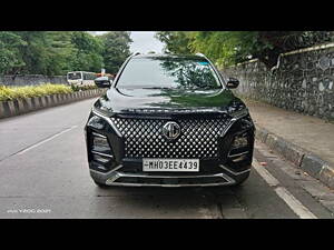 Second Hand MG Hector Plus Savvy Pro 1.5 Turbo Petrol CVT 6 STR in Mumbai