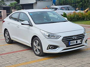 Second Hand Hyundai Verna SX 1.6 CRDi in Kolhapur