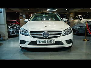 Second Hand Mercedes-Benz C-Class C 200 Avantgarde in Delhi