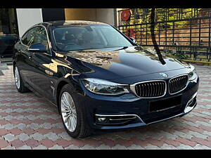 Second Hand BMW 3 Series GT 320d Luxury Line in Chandigarh