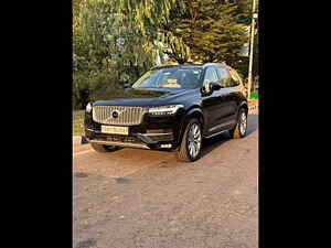 Second Hand वोल्वो xc90 d5 इंस्क्रिप्शन in चंडीगढ़