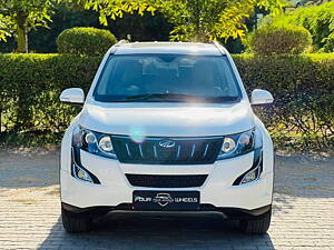 Second Hand Mahindra XUV500 W10 AT 1.99 in Bangalore