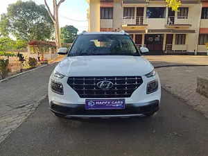 Second Hand Hyundai Venue [2019-2022] S Plus 1.2 Petrol in Dak. Kannada