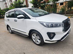 Second Hand Toyota Innova Crysta 2.8 ZX AT 7 STR [2016-2020] in Hyderabad