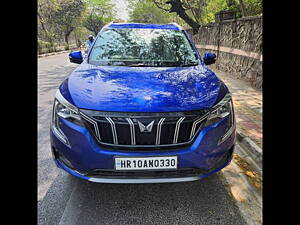 Second Hand Mahindra XUV700 AX 7 Diesel  AT Luxury Pack 7 STR [2021] in Delhi