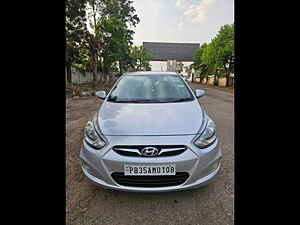 Second Hand हुंडई वरना फ़्लूइडीक 1.6 crdi sx in लुधियाना