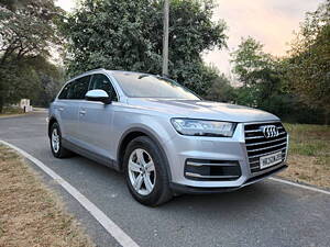 Second Hand Audi Q7 45 TDI Premium Plus in Delhi