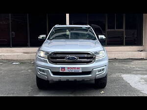 Second Hand Ford Endeavour Titanium 3.2 4x4 AT in Chennai