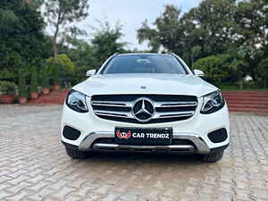 Second Hand मर्सिडीज़ बेंज़ GLC 220 डी स्पोर्ट in दिल्ली