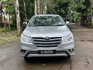 Second Hand Toyota Innova 2.5 G BS IV 8 STR in Pune