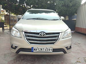 Second Hand Toyota Innova 2.5 VX 7 STR BS-IV in Pune