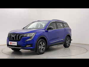 Second Hand महिंद्रा xuv700 AX 5 पेट्रोल एमटी 7 सीटर [2021] in पुणे