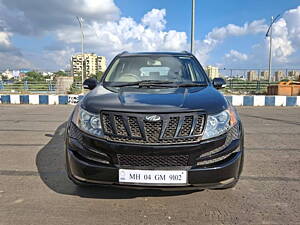 Second Hand Mahindra XUV500 W8 in Pune