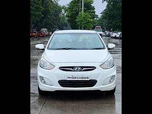 Second Hand Hyundai Verna Fluidic 1.6 VTVT SX in Mumbai