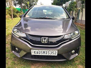 Second Hand Honda Jazz V CVT Petrol in Bangalore