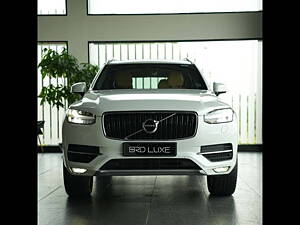 Second Hand Volvo XC90 D5 Momentum in Thrissur