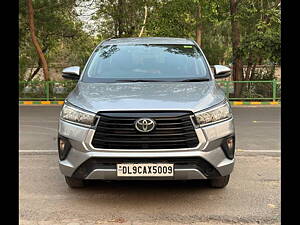 Second Hand Toyota Innova Crysta GX 2.4 8 STR in Delhi