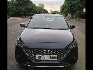 Second Hand Hyundai Verna SX 1.5 CRDi AT in Faridabad