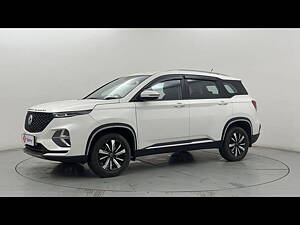 Second Hand MG Hector Plus Style 1.5 Petrol Turbo MT 7-STR in Delhi