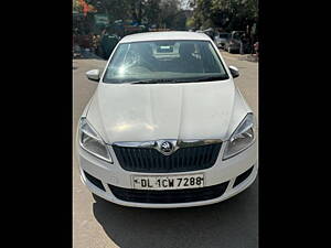 Second Hand Skoda Rapid Active 1.6 MPI in Delhi