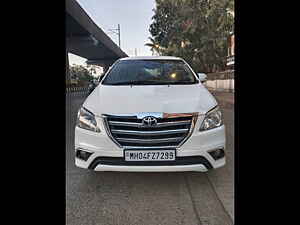 Second Hand टोयोटा इनोवा 2.5 gx 8 str bs-iv in मुंबई