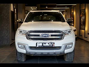 Second Hand Ford Endeavour Titanium 2.2 4x2 AT in Delhi