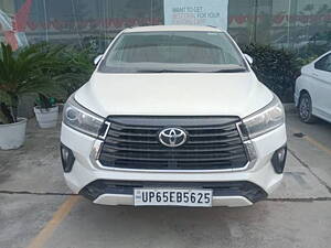 Second Hand Toyota Innova Crysta ZX 2.4 AT 7 STR in Varanasi