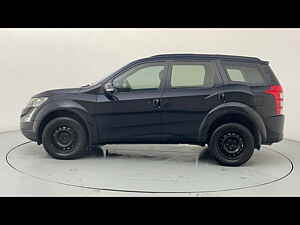 Second Hand மஹிந்திரா  xuv500 w6 ஏடீ in பெங்களூர்