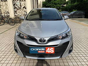 Second Hand Toyota Yaris V MT in Mumbai