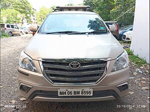 Second Hand Toyota Innova 2.5 VX 8 STR BS-IV in Mumbai