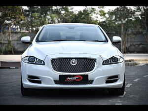 Second Hand जैगुवार xj 3.0 v6 पोर्टफ़ोलियो in कोलकाता