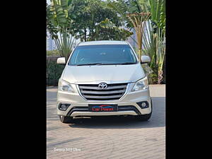 Second Hand Toyota Innova 2.5 G BS III 8 STR in Surat