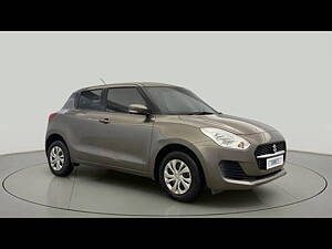 Second Hand Maruti Suzuki Swift VXi AMT in Noida