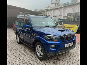 Second Hand Mahindra Scorpio S10 in Dehradun