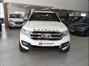 Second Hand Ford Endeavour Titanium 3.2 4x4 AT in Bangalore