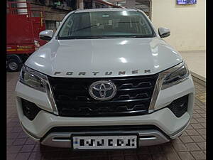 Second Hand Toyota Fortuner 4X2 MT 2.8 Diesel in Mumbai