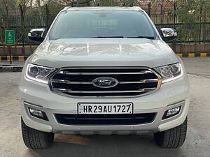 Second Hand Ford Endeavour Titanium 3.2 4x4 AT in Delhi