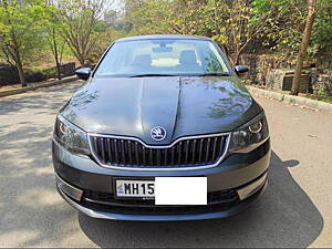 Second Hand Skoda Rapid 1.6 MPI Style Plus AT in Nashik