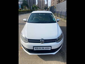 Second Hand Volkswagen Polo Highline1.2L (P) in Badlapur