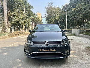 Second Hand Volkswagen Ameo Highline1.2L Plus (P) 16 Alloy [2017-2018] in Gurgaon