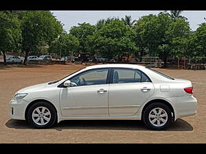 Second Hand Toyota Corolla Altis G Diesel in Kolhapur