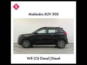 Second Hand महिंद्रा xuv300 w8 (o) 1.5 डीज़ल [2020] in अहमदाबाद