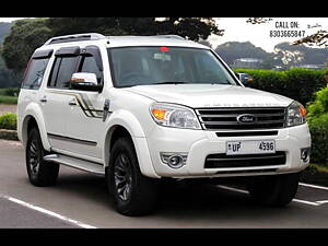 Second Hand Ford Endeavour 2.5L 4x2 in Lucknow